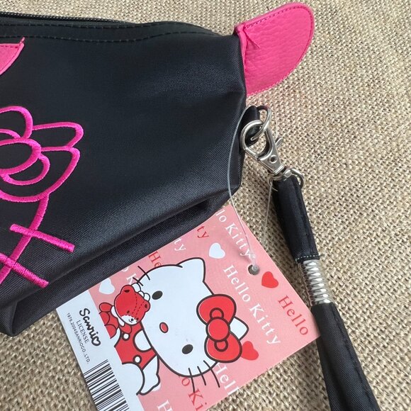 Hello Kitty MAKEUP BAG - Picture 4 of 9